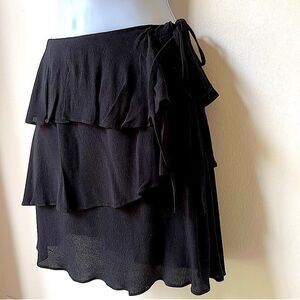 Gianni Bini Women's black tiered miniskirt Layer free-flowing ties-xs/small NWT
